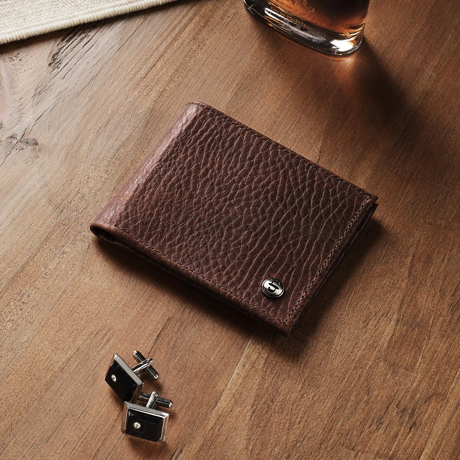 Bison Leather Stetson Rivet Bi-Fold Wallet -STETSON