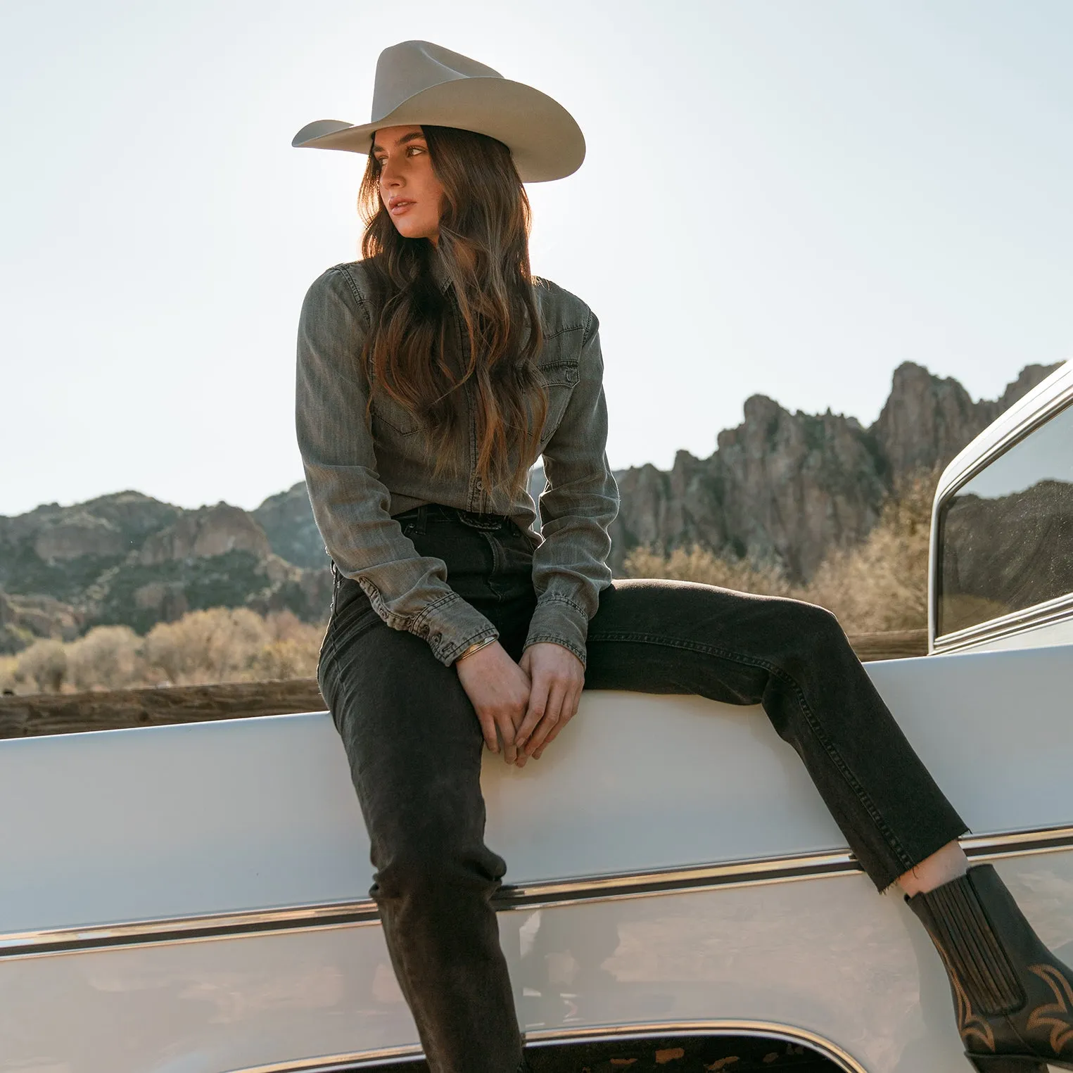 Boyfriend Fit Denim Shirt -STETSON