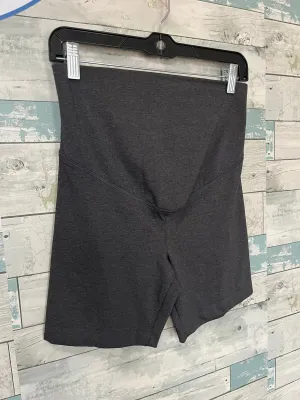 Clearance Price Old Navy maternity bottoms  Almost Gone!