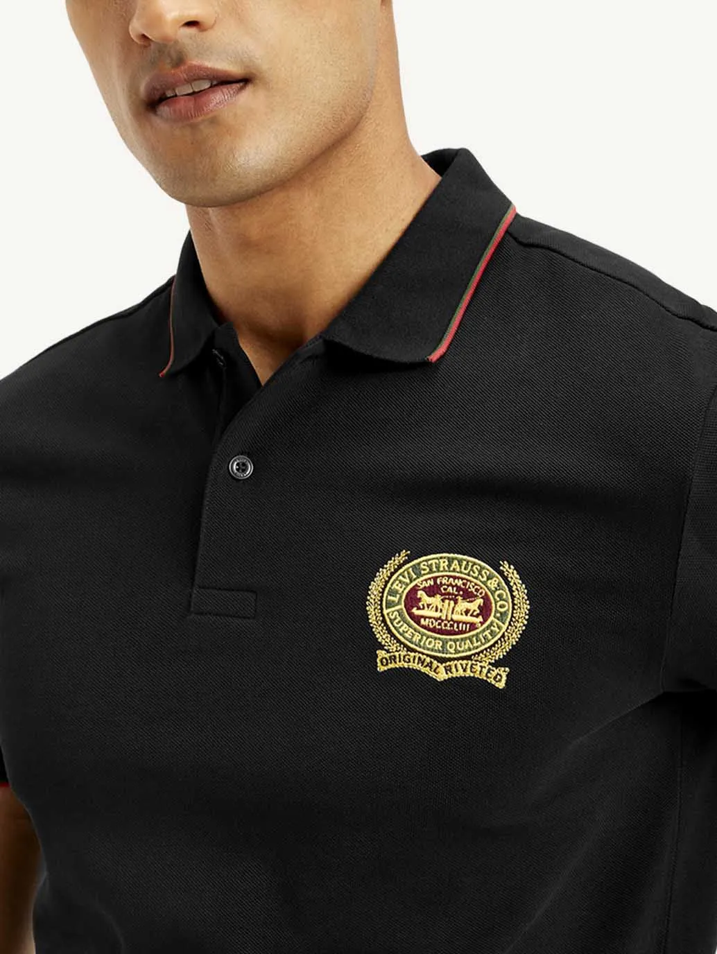 Men's Solid Slim Fit Polo T-shirt LEVI'S